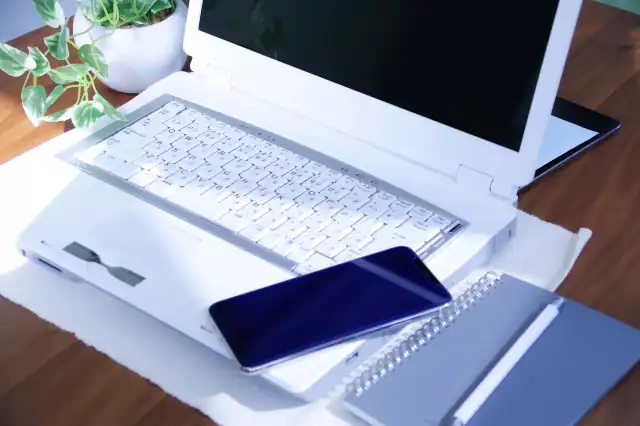 PCとmobileの写真