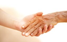 賃貸で孤独死が起こった時の対処法を解説