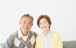 高齢者オーナーのアパート経営｜続ける？手放す？これからの道を考える