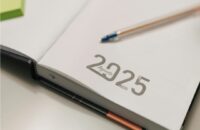 2025年のアパート市況の振り返り｜国交省×楽待×健美家データで読み解く投資判断