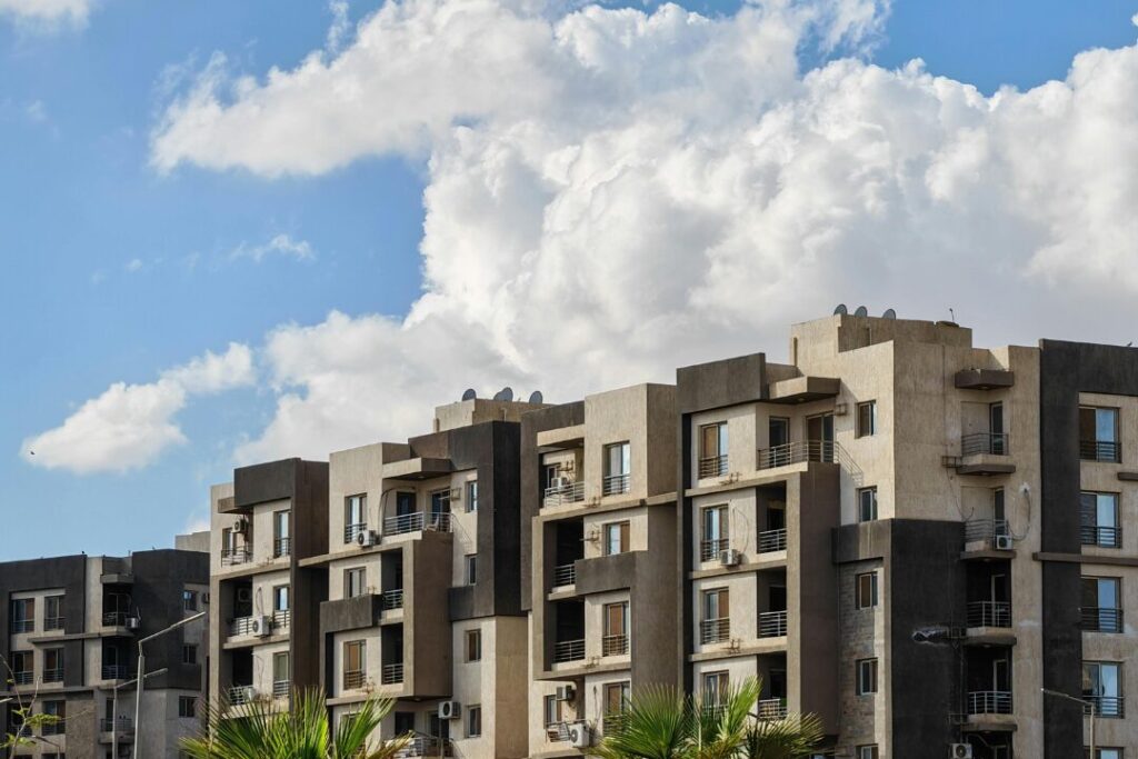 なぜ今改正されたのか？老朽マンション問題の実態